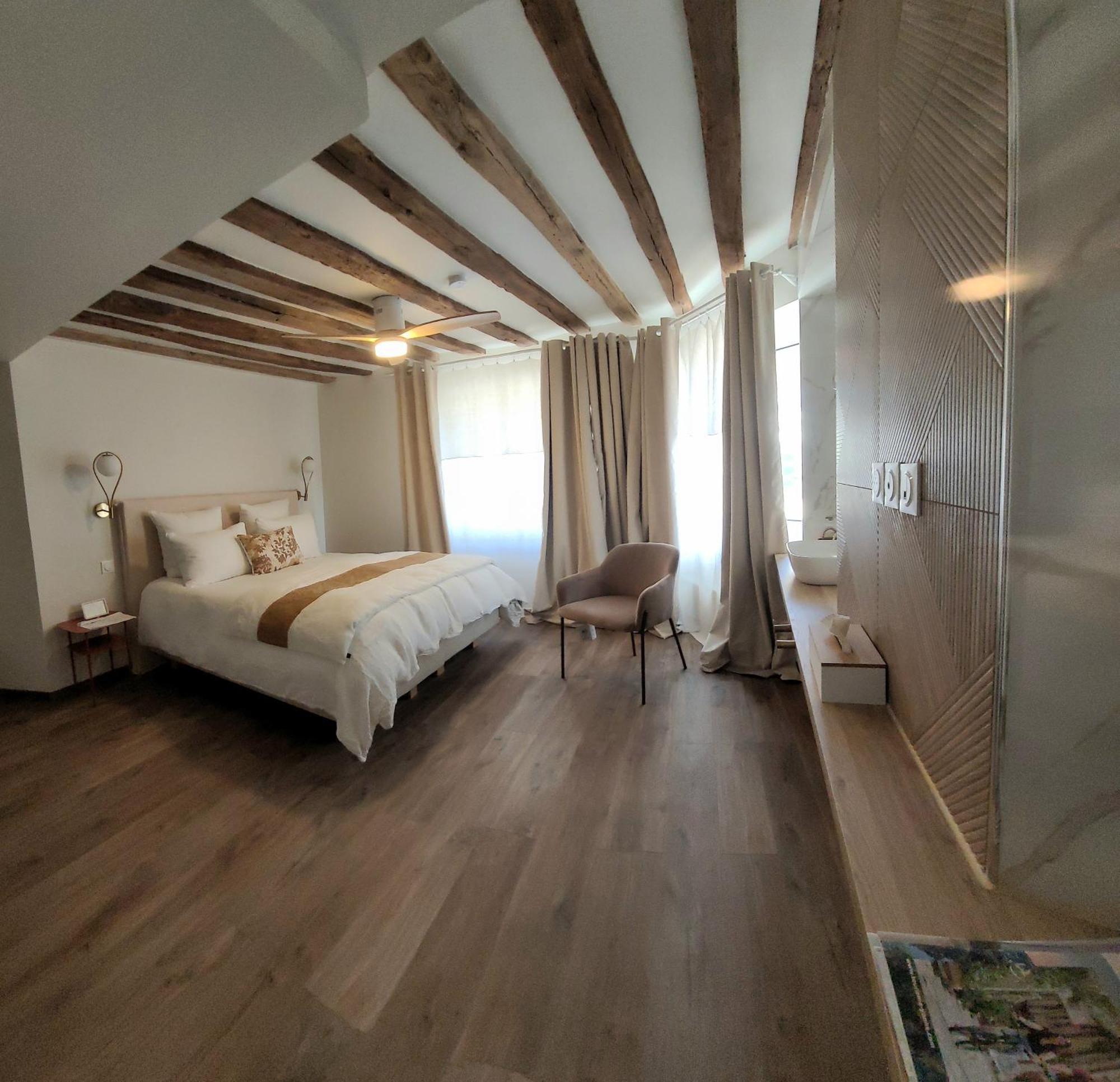 Tresors De Sens Bed & Breakfast エクステリア 写真