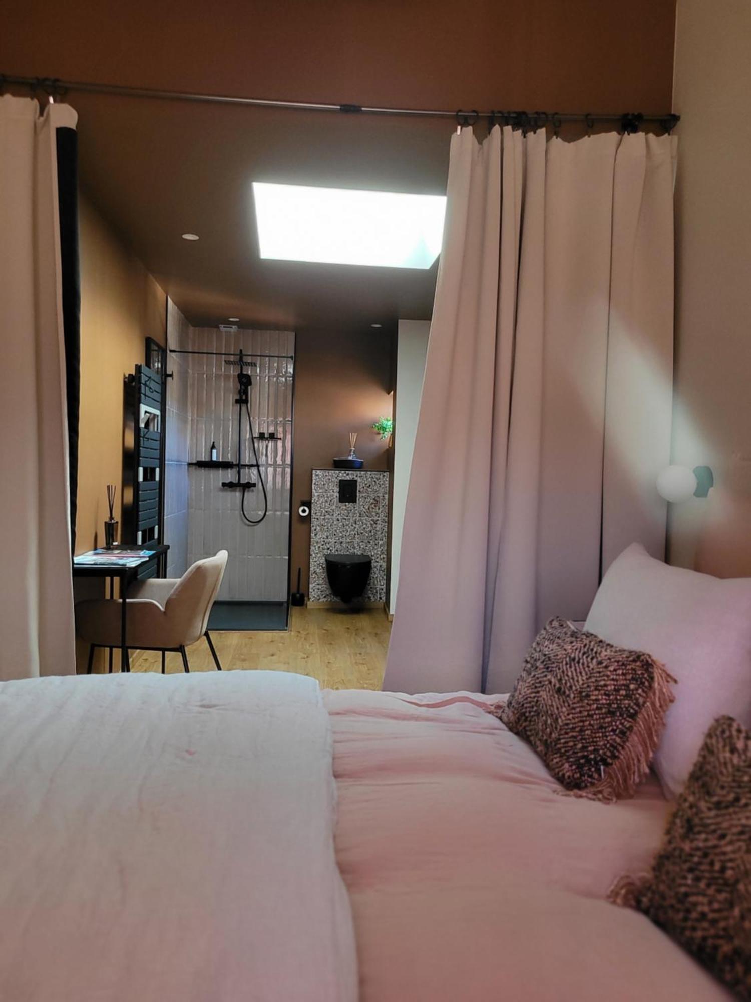 Tresors De Sens Bed & Breakfast エクステリア 写真