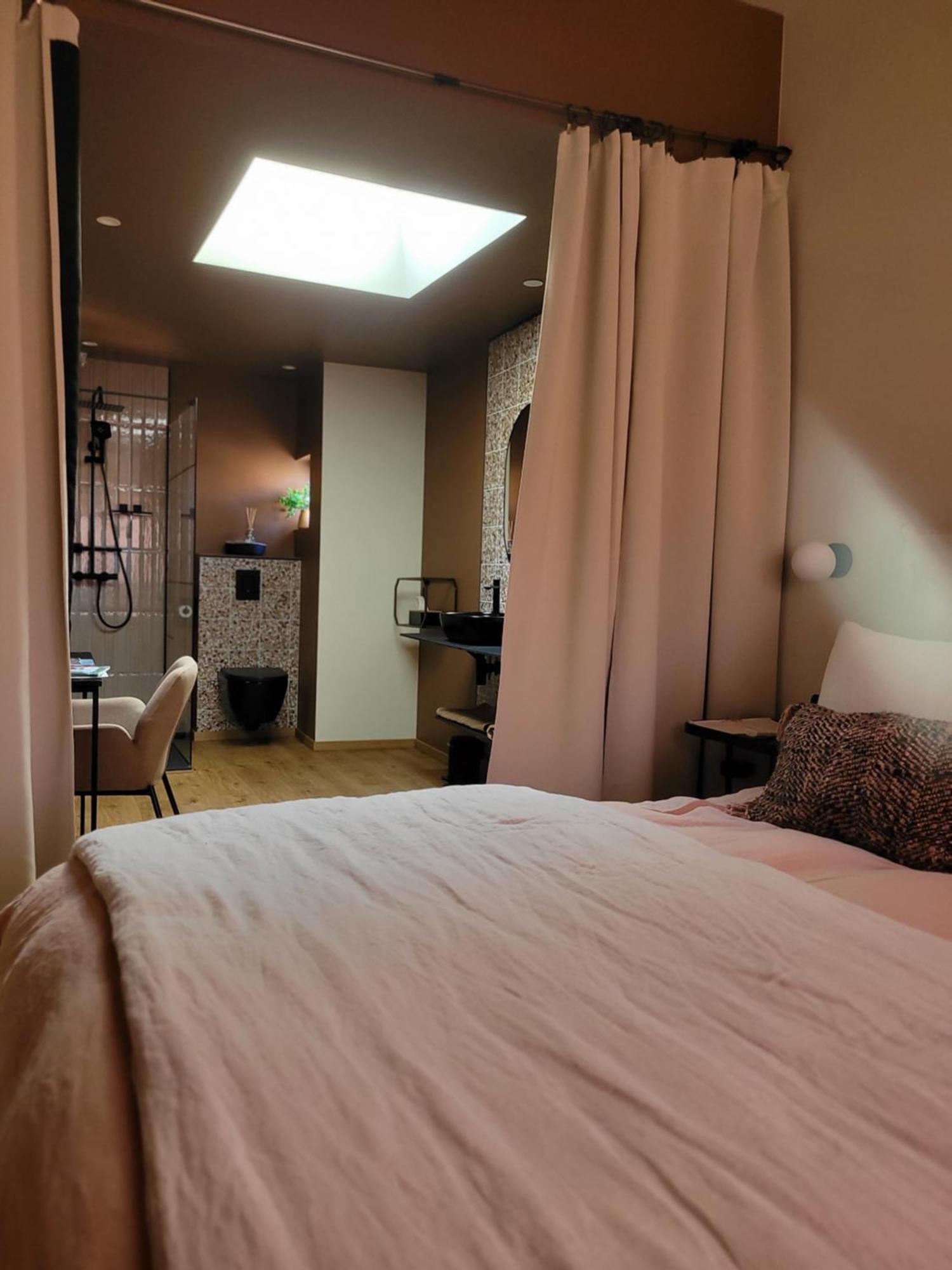 Tresors De Sens Bed & Breakfast エクステリア 写真