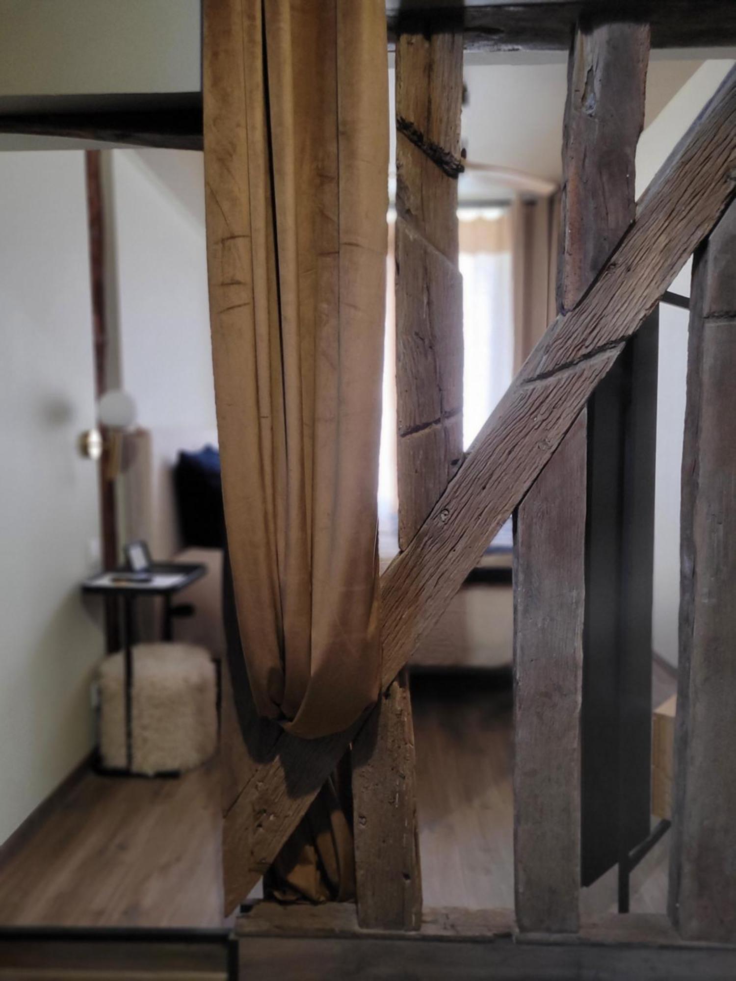 Tresors De Sens Bed & Breakfast エクステリア 写真