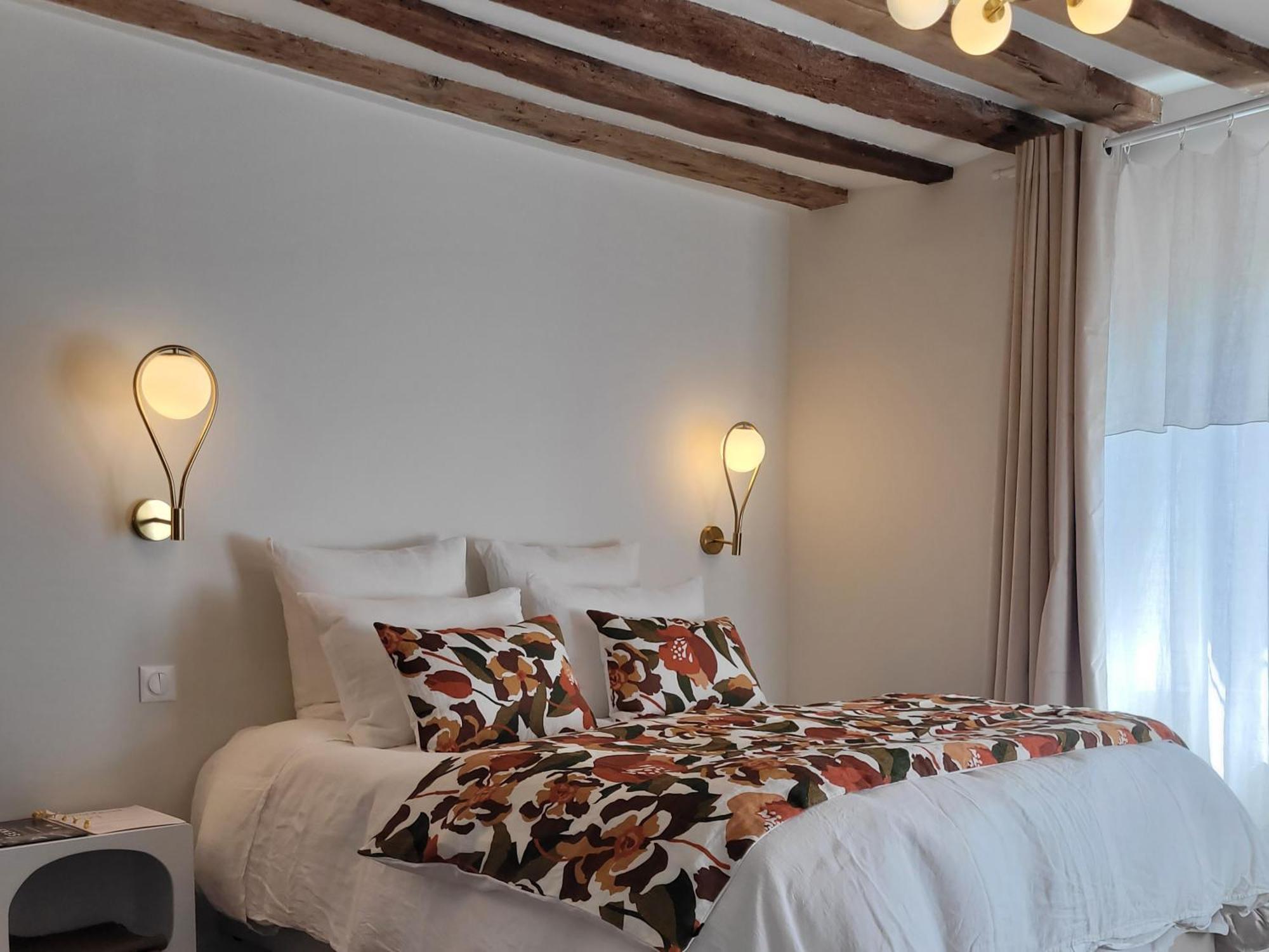 Tresors De Sens Bed & Breakfast 部屋 写真