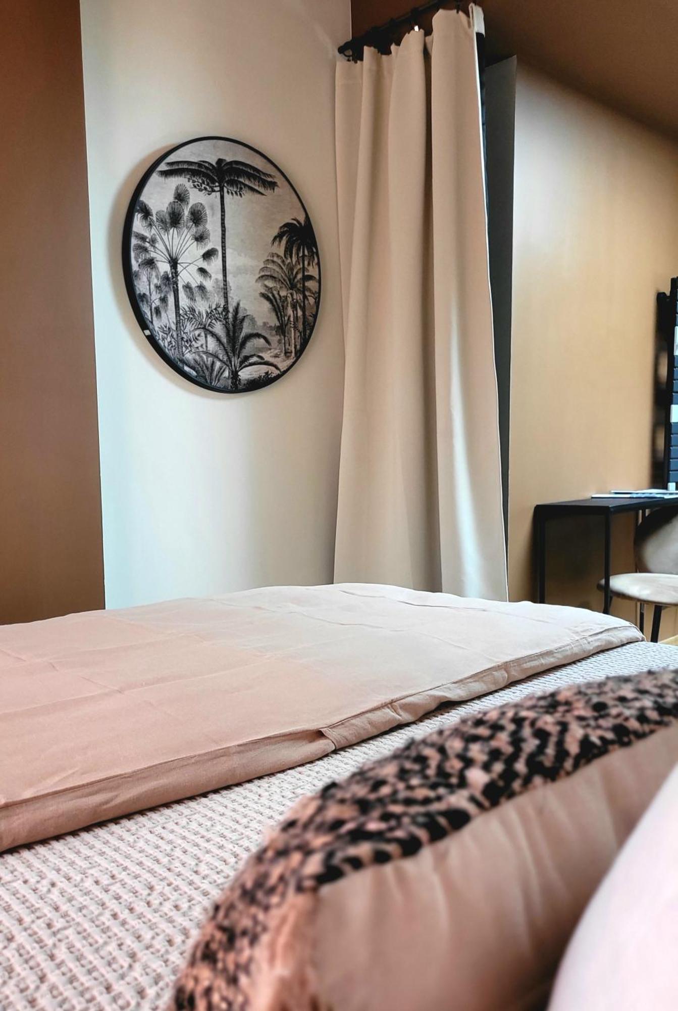 Tresors De Sens Bed & Breakfast 部屋 写真